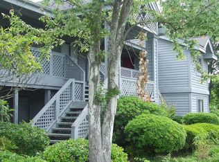 1406 Tailrace Dr, Moncks Corner, SC 29461