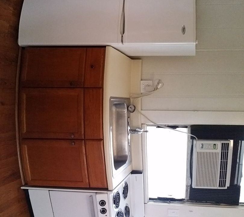 2nd image of 780 Punahou St Unit 5