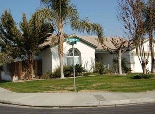 6924 Slickrock Dr, Bakersfield, CA 93313