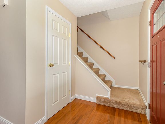 2nd image of 3475 Blue Creek Dr