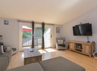 881 Mammoth Rd #403, Manchester, NH 03104