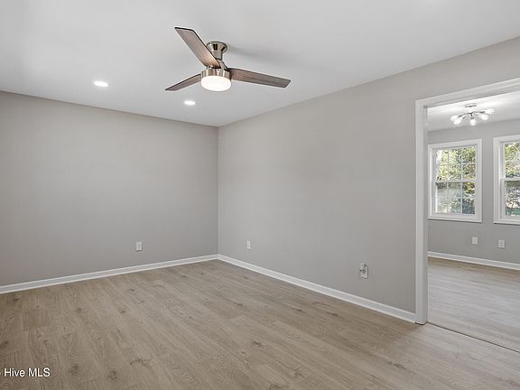 3rd image of 205 S Railroad Street