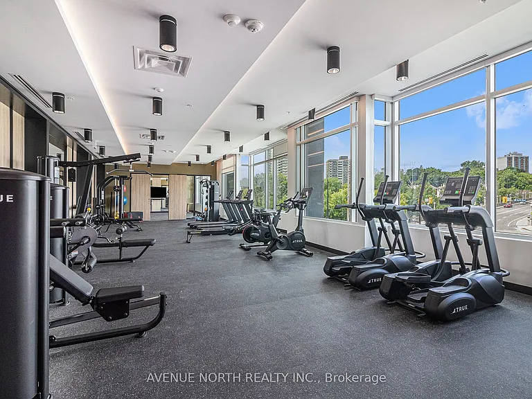 280 Montgomery St #1703 — Photo 4