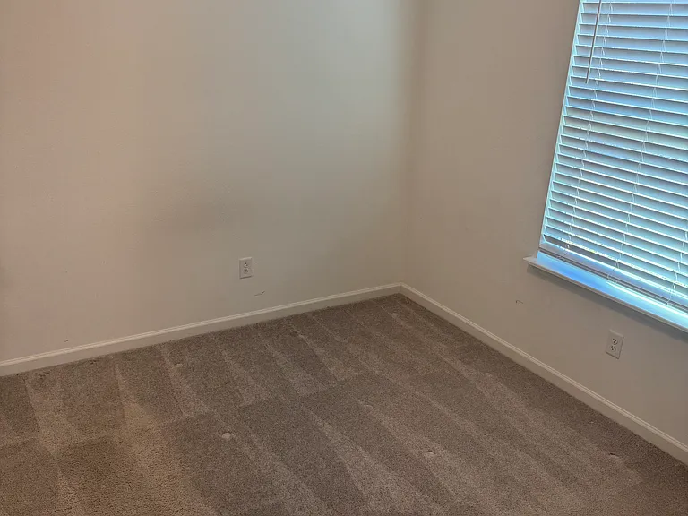 89 Candlestick Cir — Photo 14