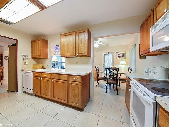 4th image of 1102 Ocean Ave