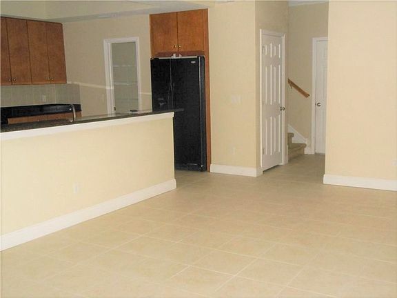 4th image of 16117 Churchview Dr