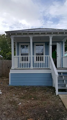 13 Jackson St NE Photo 1