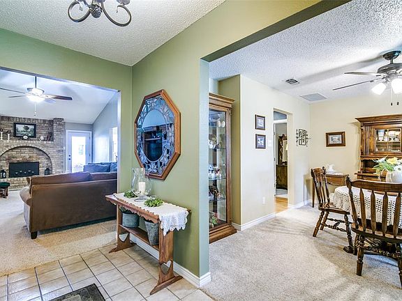 5th image of 3431 Plum Dr