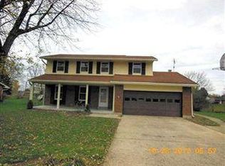 5694 River Rd, Fairfield, OH 45014