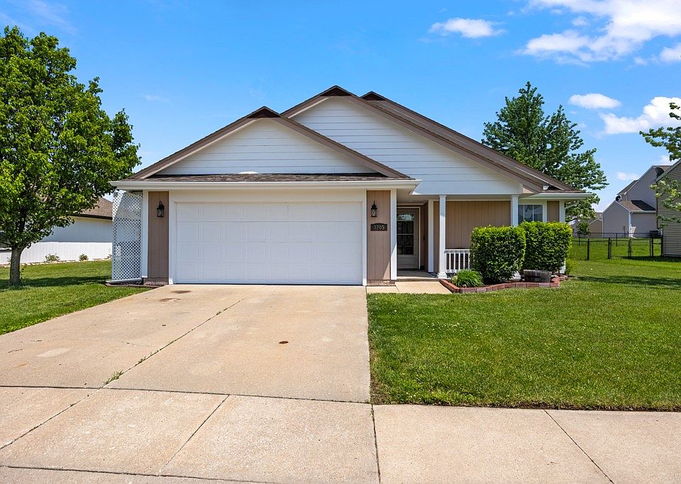 1st image of 3205 Poplar Dr SW