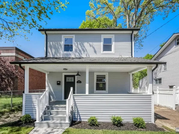 108 Prospect Ave, Dumont, NJ 07628