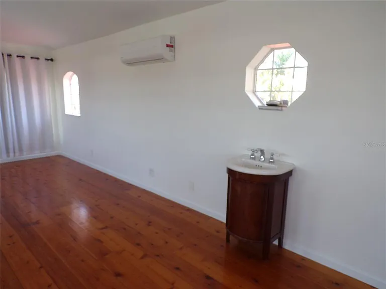179 Maria Ct — Photo 11