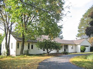 53 Mountain View Rd, Leominster, MA 01453