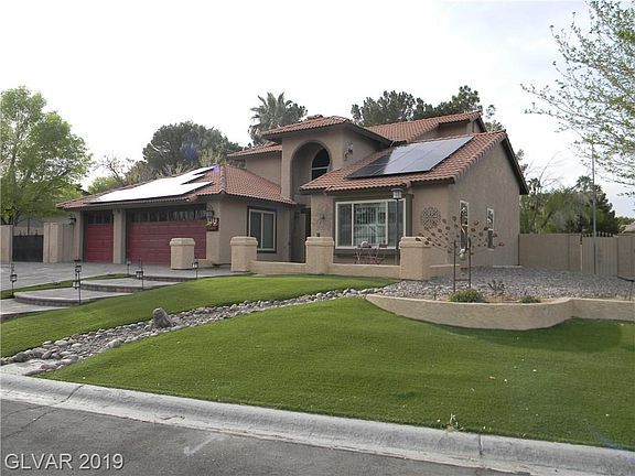 2nd image of 3304 Palmdesert Way