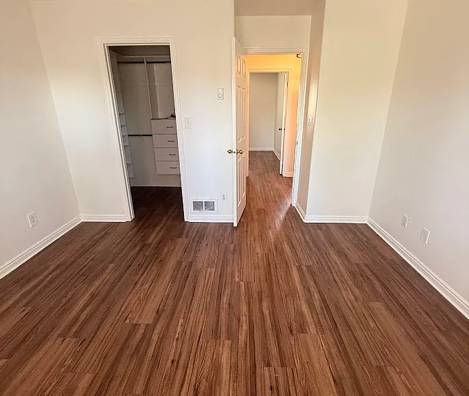 253 Colonial Way — Photo 34