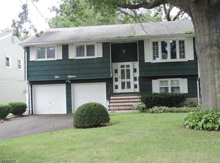 318 Myrtle Ave, Scotch Plains, NJ 07076