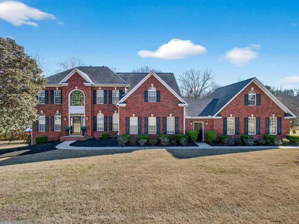 200 Ridge Bay Ct, Greenville, SC 29611