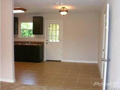 3rd image of 2142 Packwood Dr
