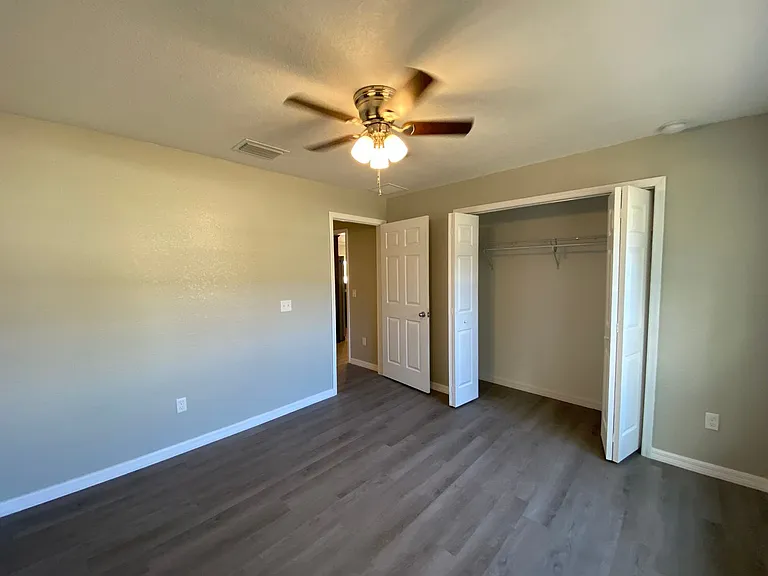 10 Hemlock Circle Ct — Photo 22