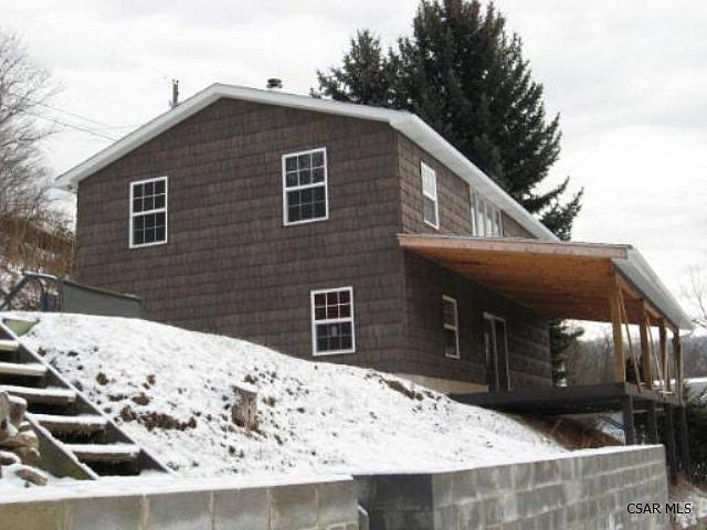 2nd image of 2596 Lakeview Rd