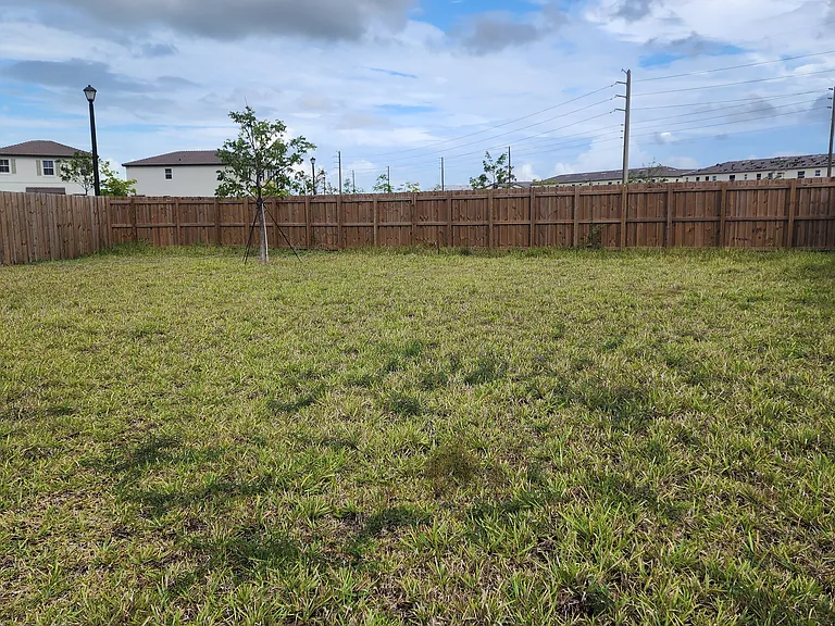 2502 SE 23rd Rd — Photo 9