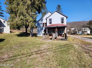 15 Flat St, Lopez, PA 18628