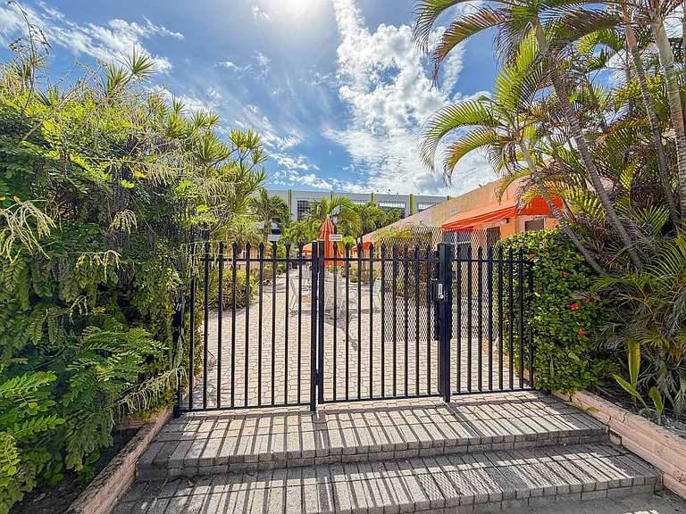 1775 N Ocean Dr #ID1442059P — Photo 15