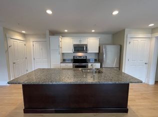 132 Main St APT 411, Brattleboro, VT 05301