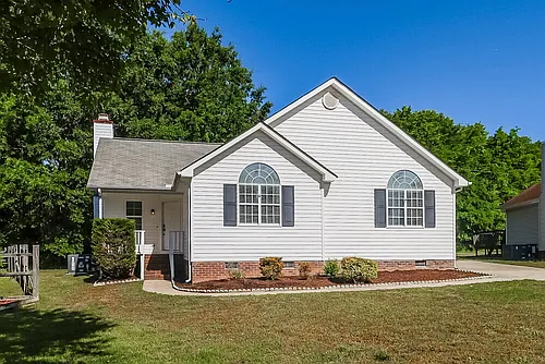 380 Canter Ct NW Photo 1