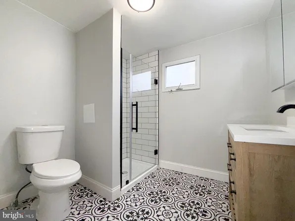 2136 E Tucker St, Philadelphia, PA 19125