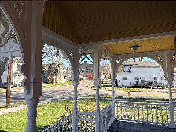5th image of 45 W Main St