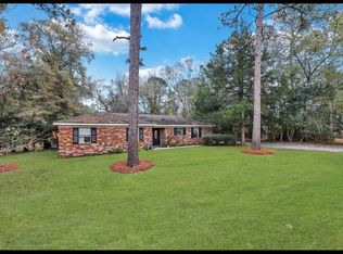 1034 Live Oak Dr, Hinesville, GA 31313