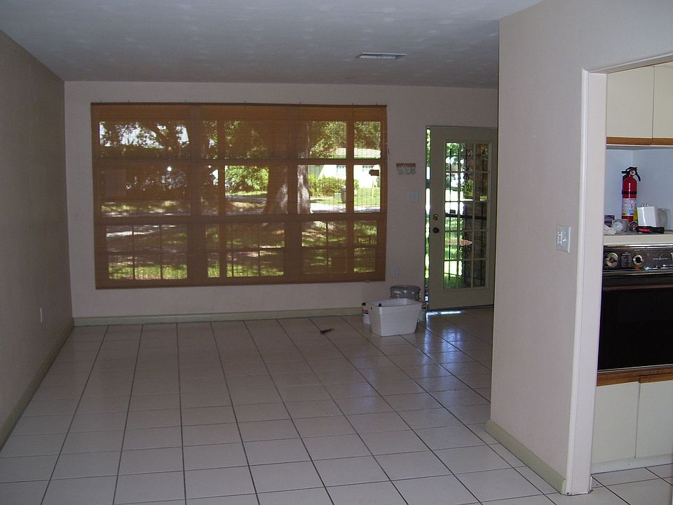 2nd image of 5008 Lake Howell Rd