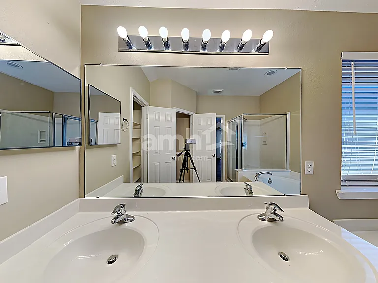 2513 Cloudcroft Dr — Photo 10