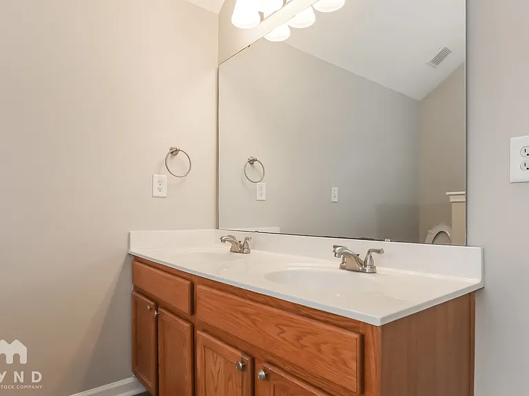 1101 Southridge Dr — Photo 15
