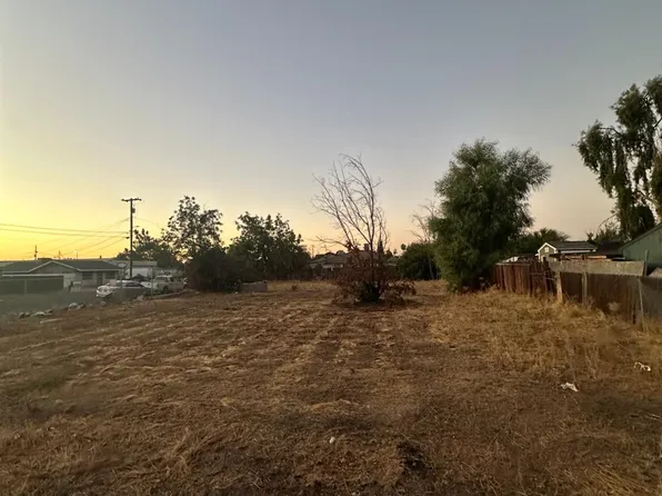 1370 N Rowell Ave, Fresno, CA 93703