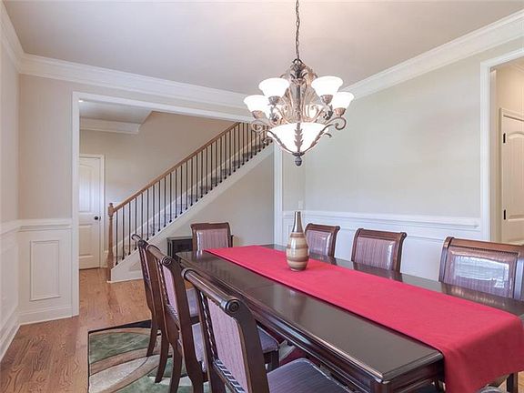 5th image of 2145 Braswell Ln
