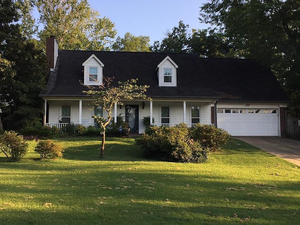 1st image of 1275 Carriage Dr S