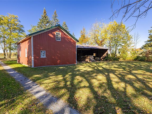 2nd image of 1950 Dow Rd