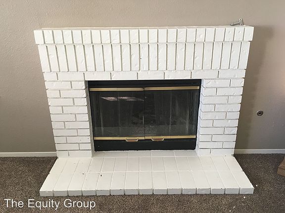5th image of 2531 S Aspen St