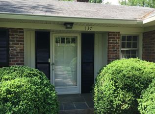 137 Howard Dr, Lynchburg, VA 24503
