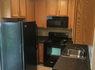 18 Sesco Dr, Hampton, VA 23664