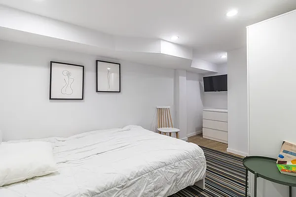 Rented by Bold New York | media 15