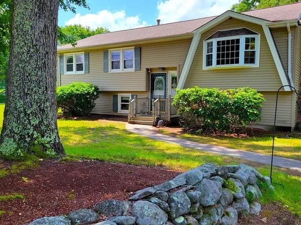 190 Marston St, Tewksbury, MA 01876