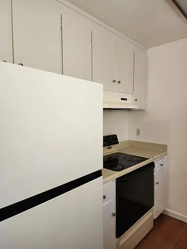 1 Year Old LG Refrigerator