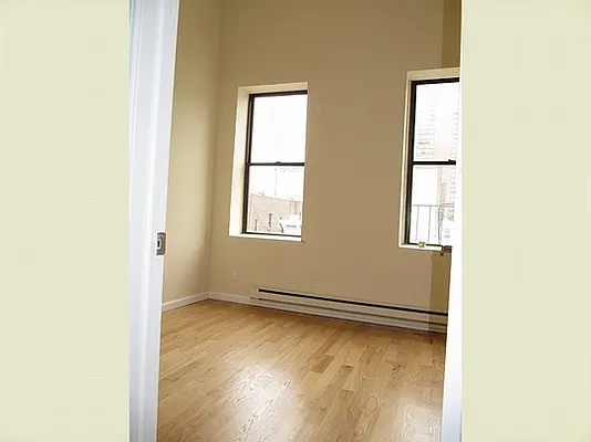 Rented by Stribling | media 32