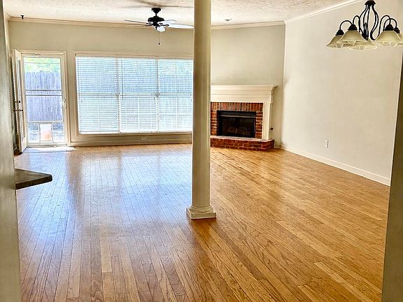 2nd image of 316 Creston Ct