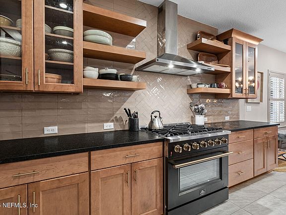 3rd image of 3737 EAGLE ROCK Road