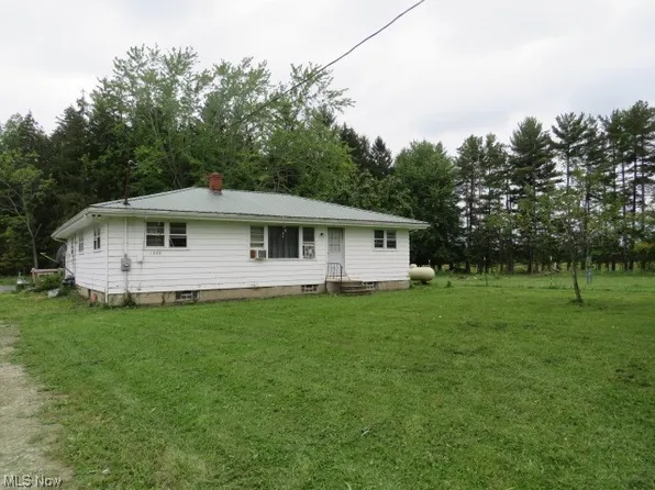 1999 State Route 7 N, Pierpont, OH 44082