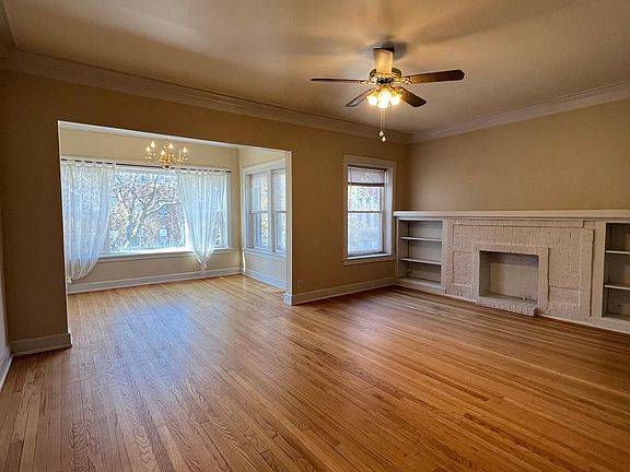 3rd image of 936 W Agatite Ave APT 2FE